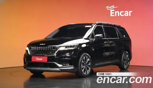 Kia Carnival — экстерьер