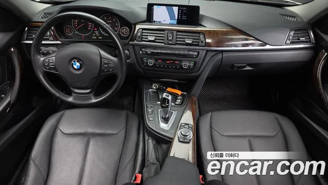 BMW 3 серия — интерьер