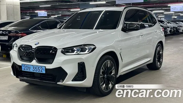 BMW iX3