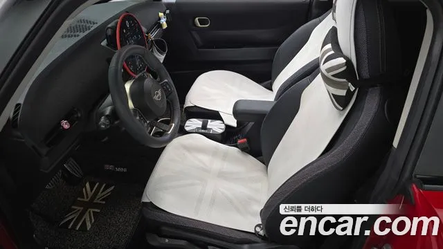 MINI Cooper — интерьер