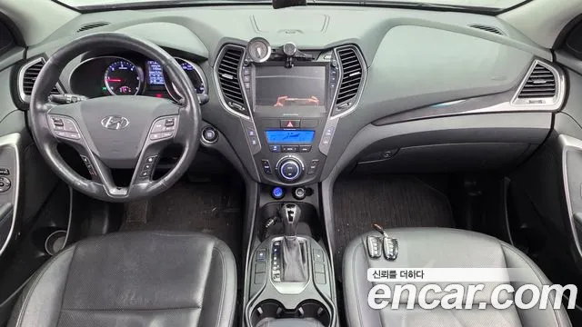 Hyundai Santa Fe — интерьер