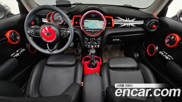 MINI Cooper — интерьер