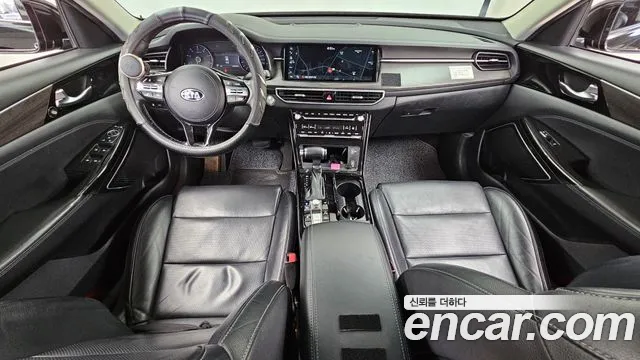 Kia K7 — интерьер