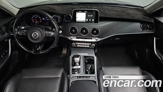 Kia Stinger — интерьер