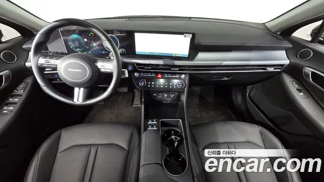 Hyundai Sonata — интерьер