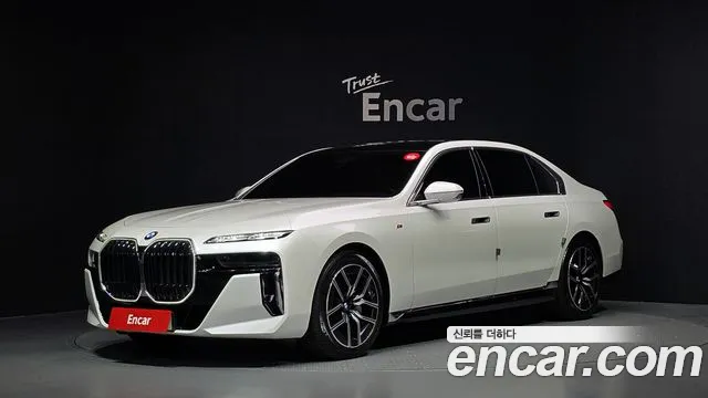 BMW 7 серия — экстерьер