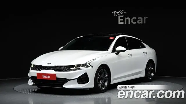 Kia K5 — экстерьер
