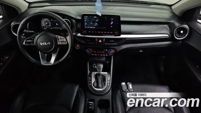 Kia K3 — интерьер