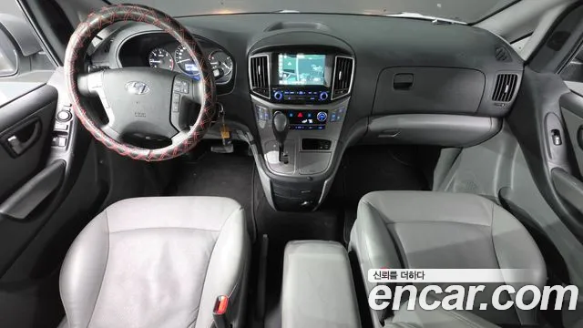 Hyundai Starex — интерьер