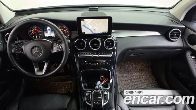 Mercedes-Benz GLC-класс — интерьер