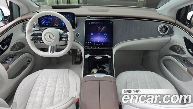 Mercedes-Benz EQS — интерьер