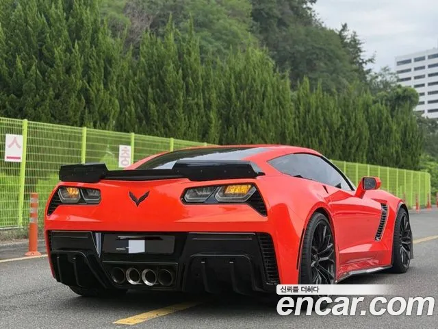 Chevrolet Corvette — интерьер