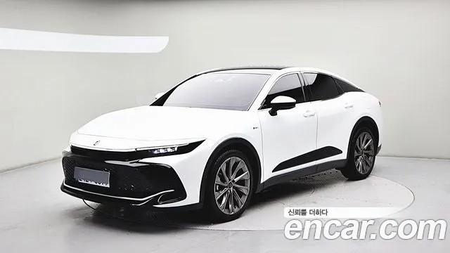 Toyota Crown — экстерьер