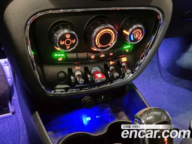 Mini Clubman 2020 — фото 12