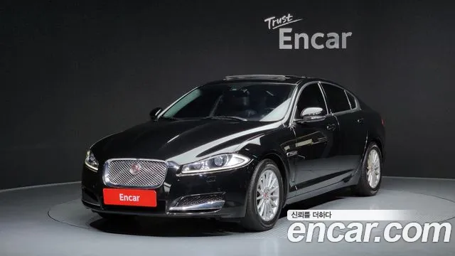 Jaguar XF 2015 — фото 1