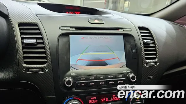 Kia K3 2015 — фото 16