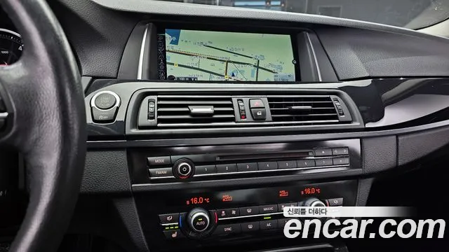 BMW 5-Series 2015 — фото 14