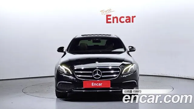 Mercedes-Benz E-Class 2020 — фото 3