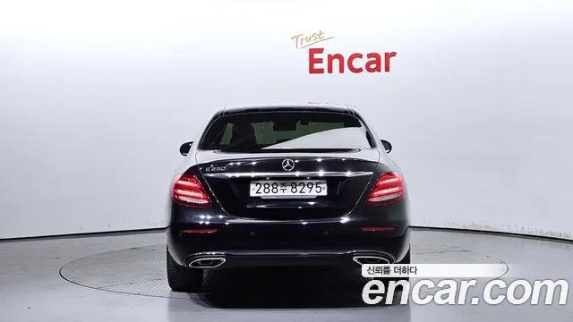 Mercedes-Benz E-Class 2020 — фото 4