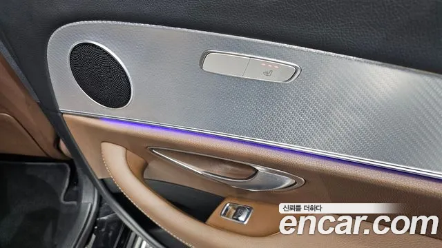 Mercedes-Benz E-Class 2020 — фото 18