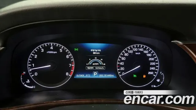 Hyundai Equus 2015 — фото 8