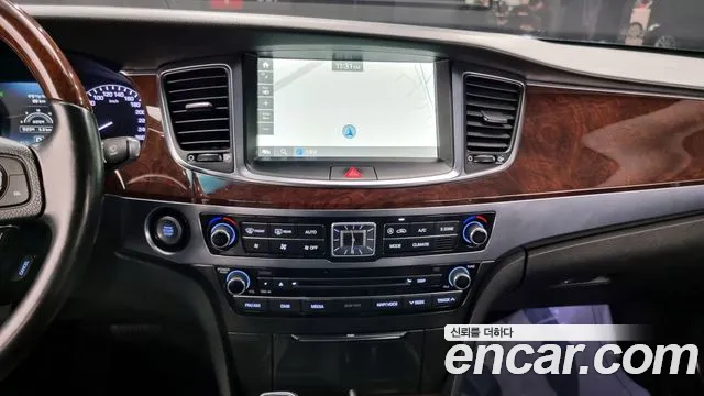 Hyundai Equus 2015 — фото 14