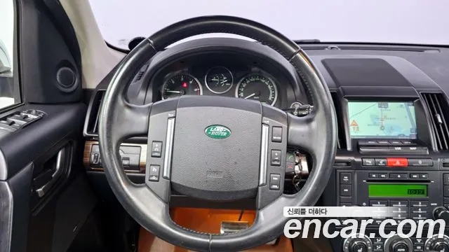 Land Rover Freelander 2011 — фото 13
