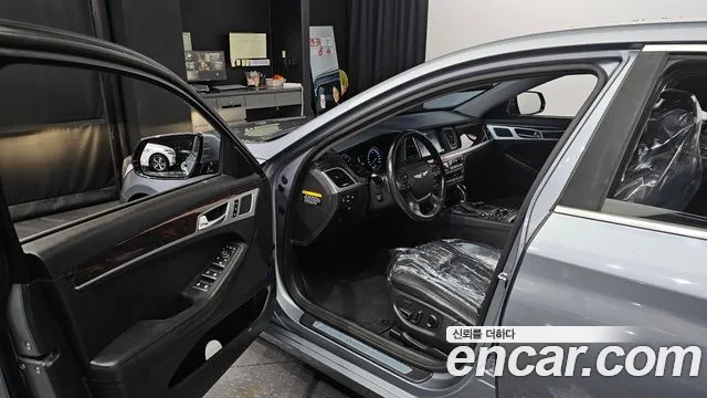 Hyundai Genesis 2015 — фото 10