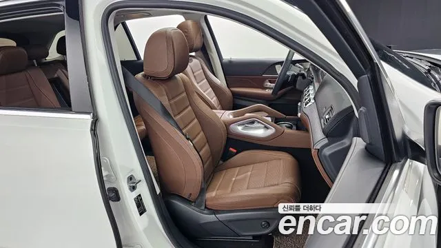 Mercedes-Benz GLE-Class 2023 — фото 10