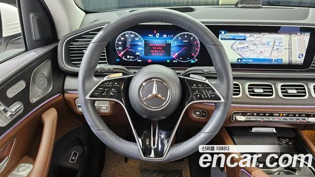 Mercedes-Benz GLE-Class 2023 — фото 13
