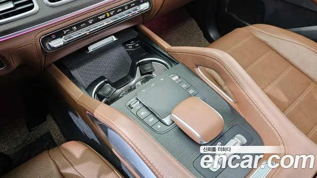 Mercedes-Benz GLE-Class 2023 — фото 16