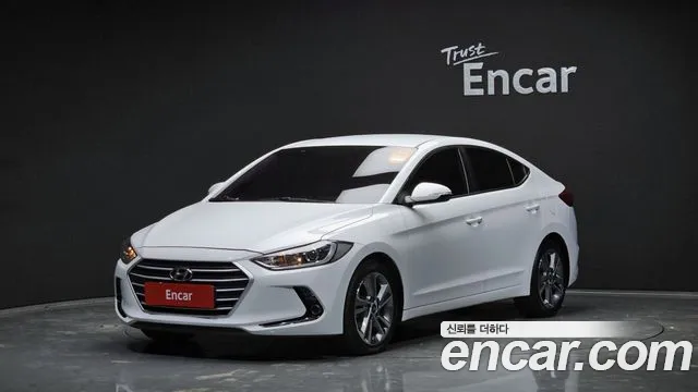 Hyundai AVANTE 2018 — фото 1