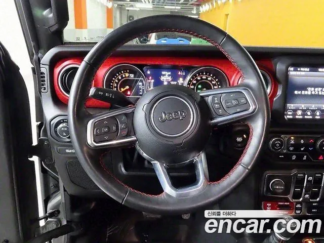 Jeep Gladiator 2023 — фото 13