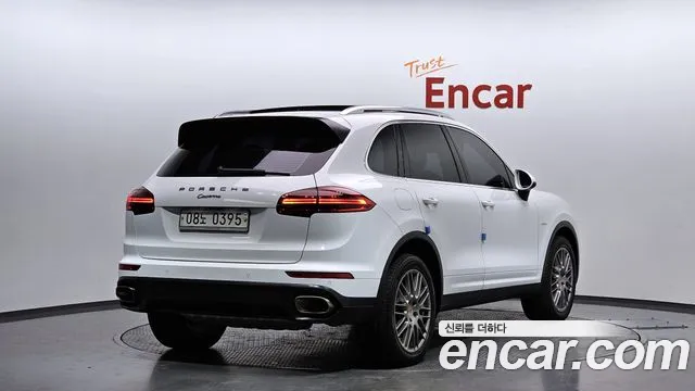 Porsche Cayenne 2016 — фото 2