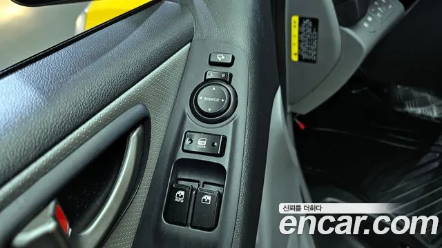 Hyundai Starex 2018 — фото 14