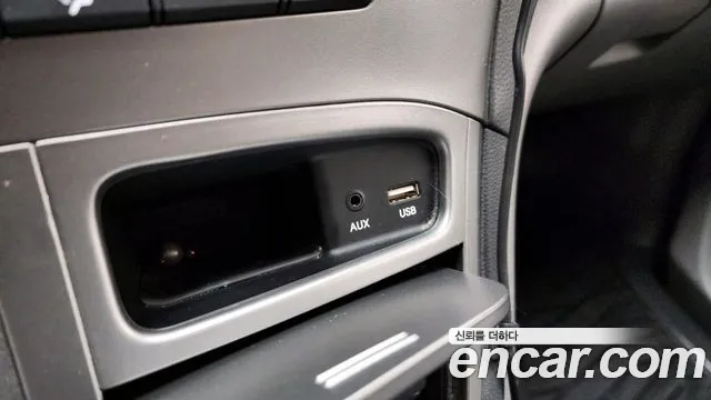 Hyundai Starex 2019 — фото 18