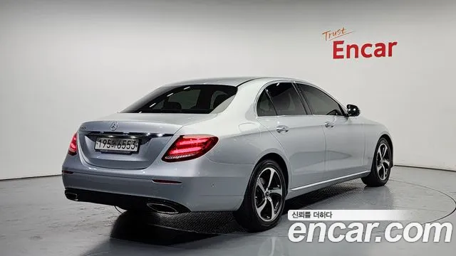 Mercedes-Benz E-Class 2020 — фото 2