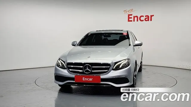 Mercedes-Benz E-Class 2020 — фото 3