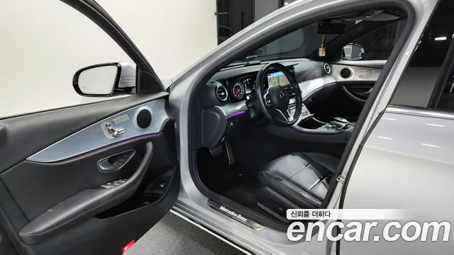Mercedes-Benz E-Class 2020 — фото 10