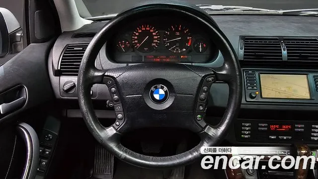 BMW X5 2004 — фото 13