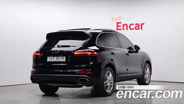 Porsche Cayenne 2016 — фото 2