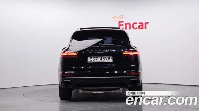 Porsche Cayenne 2016 — фото 4