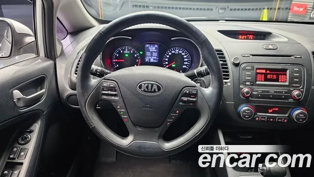 Kia K3 2014 — фото 13