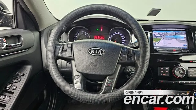 Kia K7 2011 — фото 13