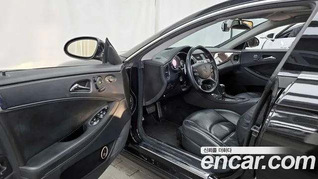 Mercedes-Benz CLS-Class 2007 — фото 10