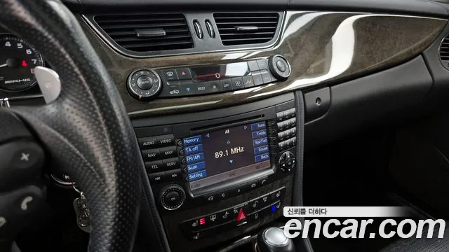 Mercedes-Benz CLS-Class 2007 — фото 17