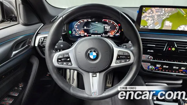 BMW 5-Series 2023 — фото 13