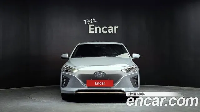 Hyundai Ioniq 2018 — фото 3