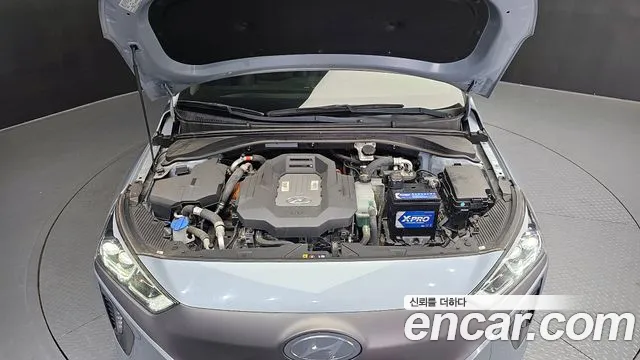 Hyundai Ioniq 2018 — фото 6