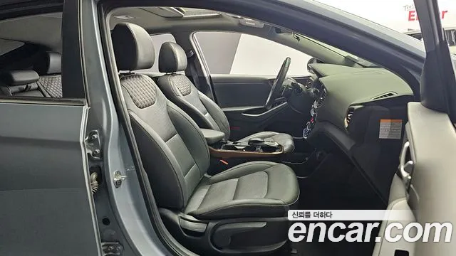 Hyundai Ioniq 2018 — фото 10
